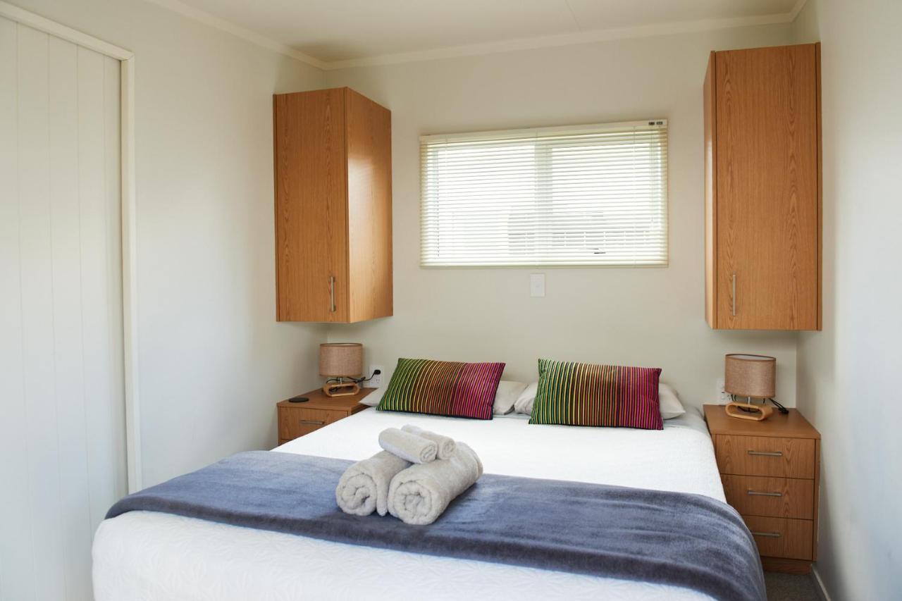Orewa Kiwi Cabins Екстериор снимка