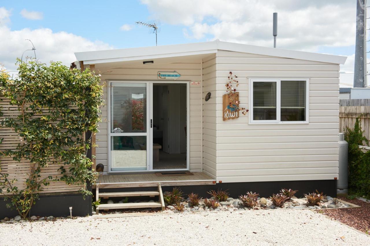 Orewa Kiwi Cabins Екстериор снимка