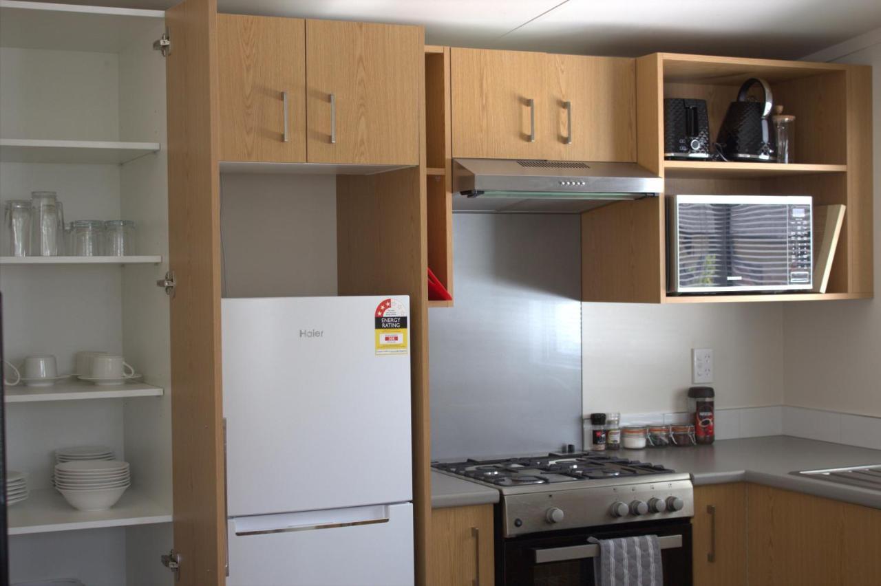 Orewa Kiwi Cabins Екстериор снимка
